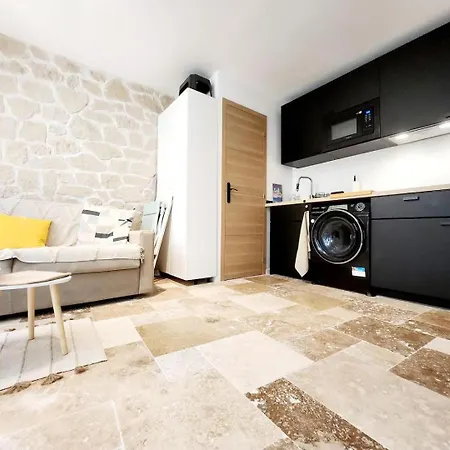 Le Borello Bleu - Joli T2 Dans Le Vieil