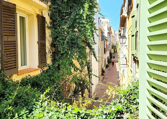 Le Borello Bleu - Joli T2 Dans Le Vieil