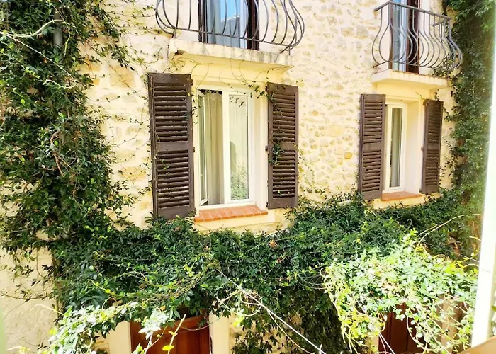 Le Borello Bleu - Joli T2 Dans Le Vieil *